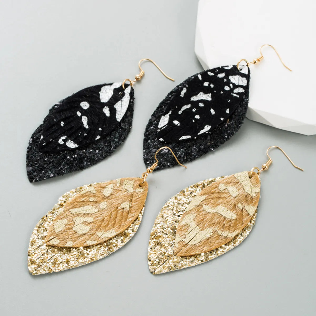 1 Pair Elegant Leaf Plating Pu Leather Alloy Drop Earrings