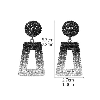 1 Pair Elegant Luxurious Geometric Inlay Alloy Rhinestones Drop Earrings