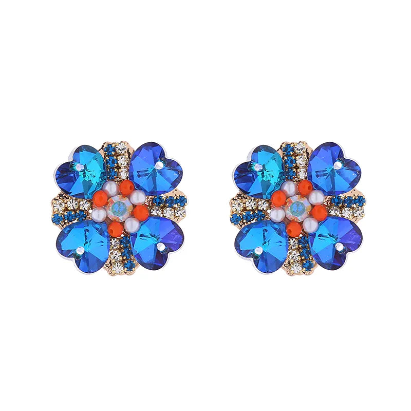 1 Pair Elegant Luxurious Heart Shape Flower Plating Inlay Alloy Rhinestones Glass Gold Plated Ear Studs