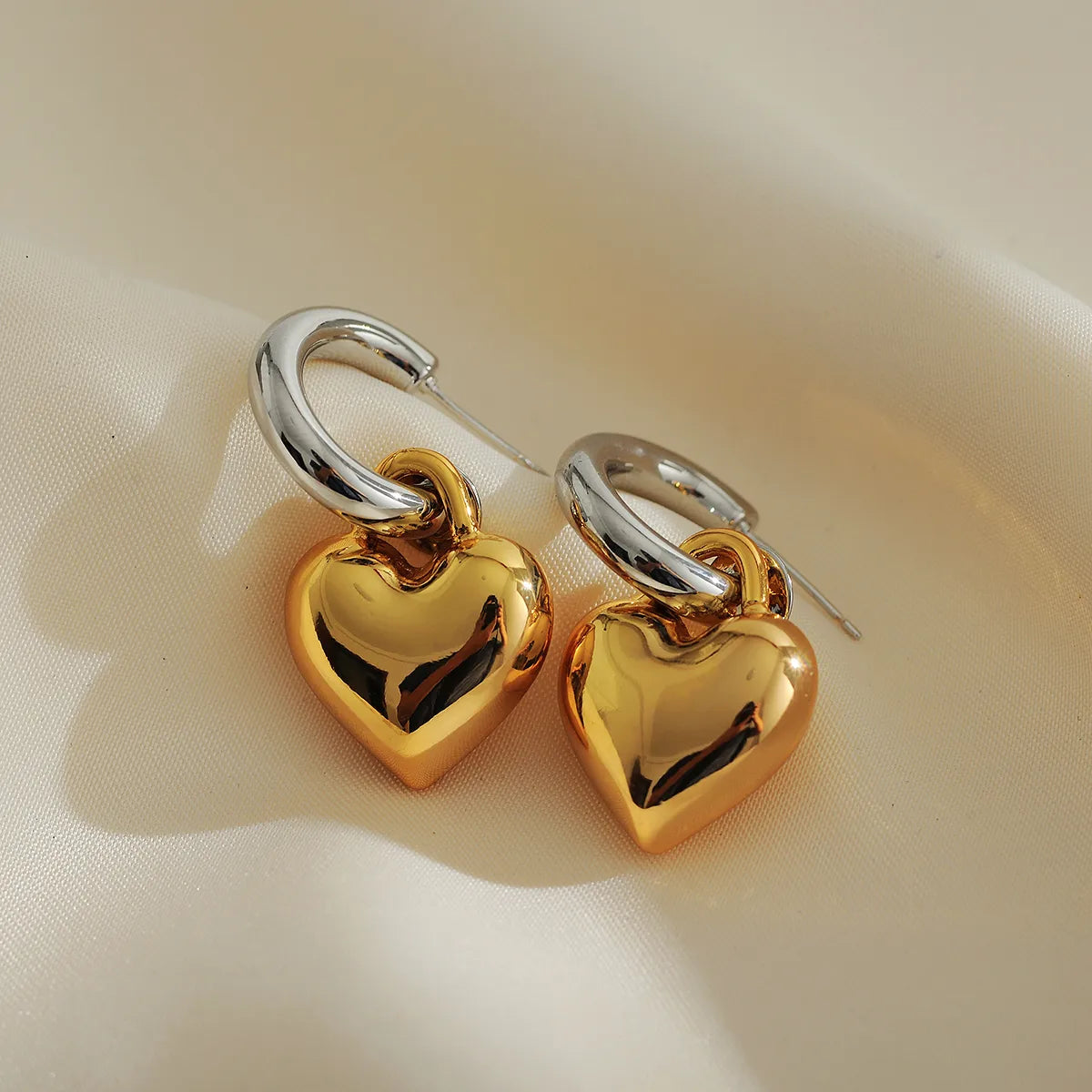 1 Pair Elegant Luxurious Heart Shape Plating Copper 18K Gold Plated Drop Earrings