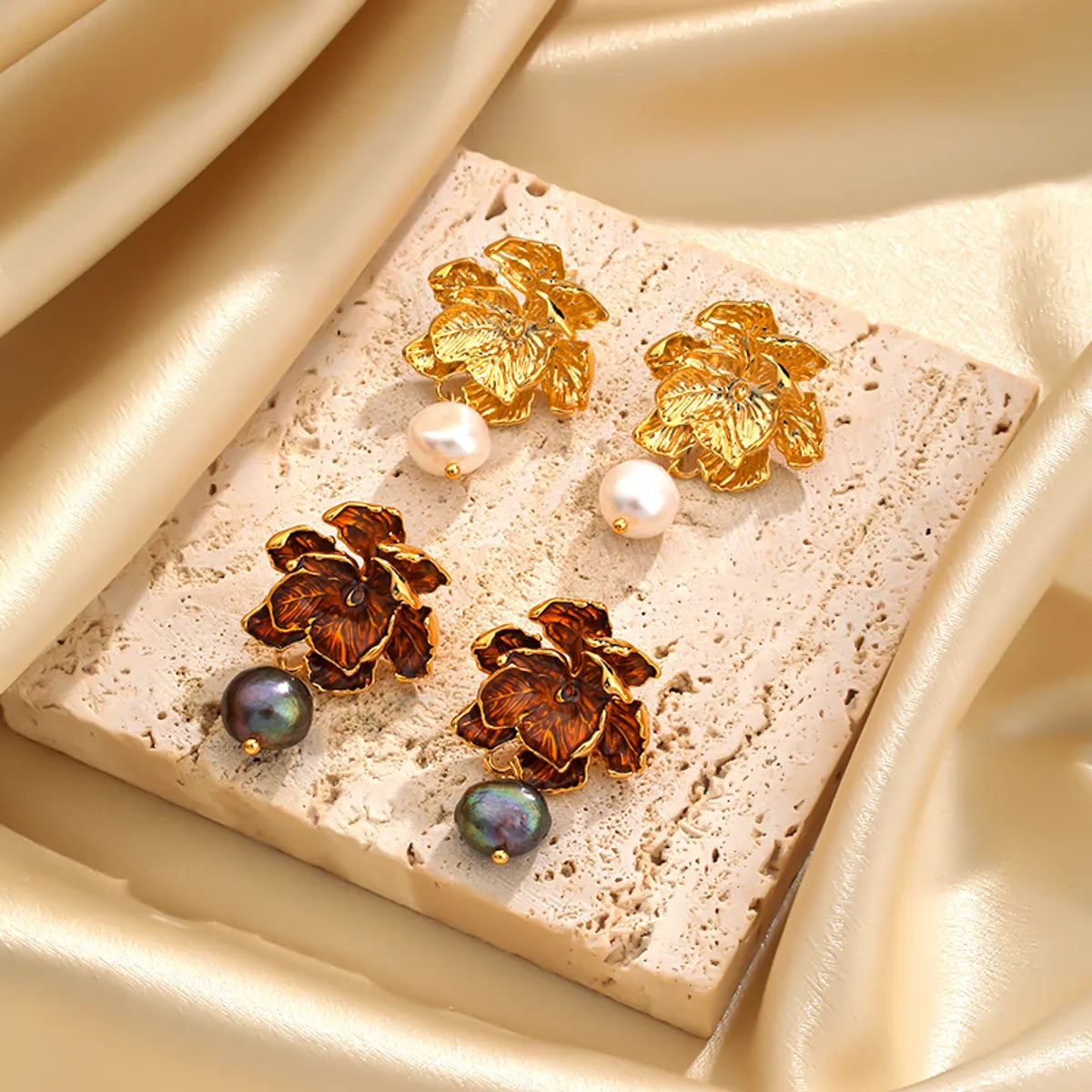 1 Pair Elegant Luxurious Lady Flower Plating Freshwater Pearl Copper 18k Gold Plated Drop Earrings