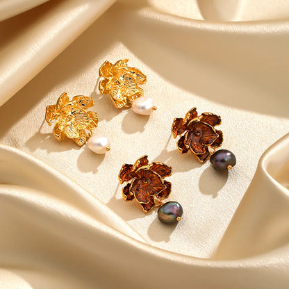 1 Pair Elegant Luxurious Lady Flower Plating Freshwater Pearl Copper 18k Gold Plated Drop Earrings