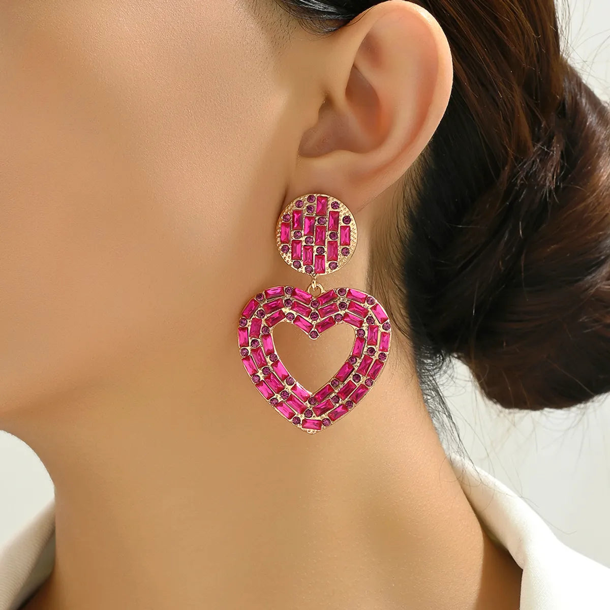 1 Pair Elegant Luxurious Lady Heart Shape Plating Inlay Zinc Alloy Rhinestones Drop Earrings