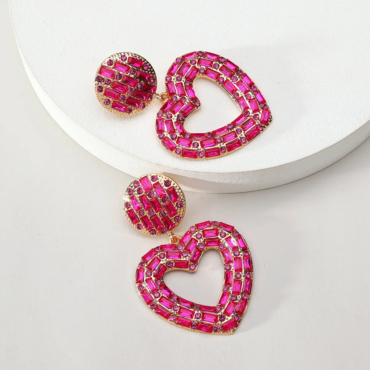 1 Pair Elegant Luxurious Lady Heart Shape Plating Inlay Zinc Alloy Rhinestones Drop Earrings