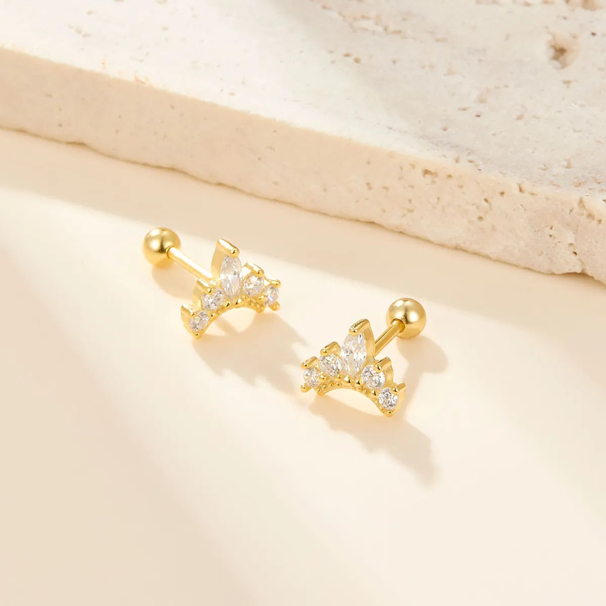 1 Pair Elegant Luxurious Leaf Plating Inlay Sterling Silver Zircon 18k Gold Plated White Gold Plated Ear Studs