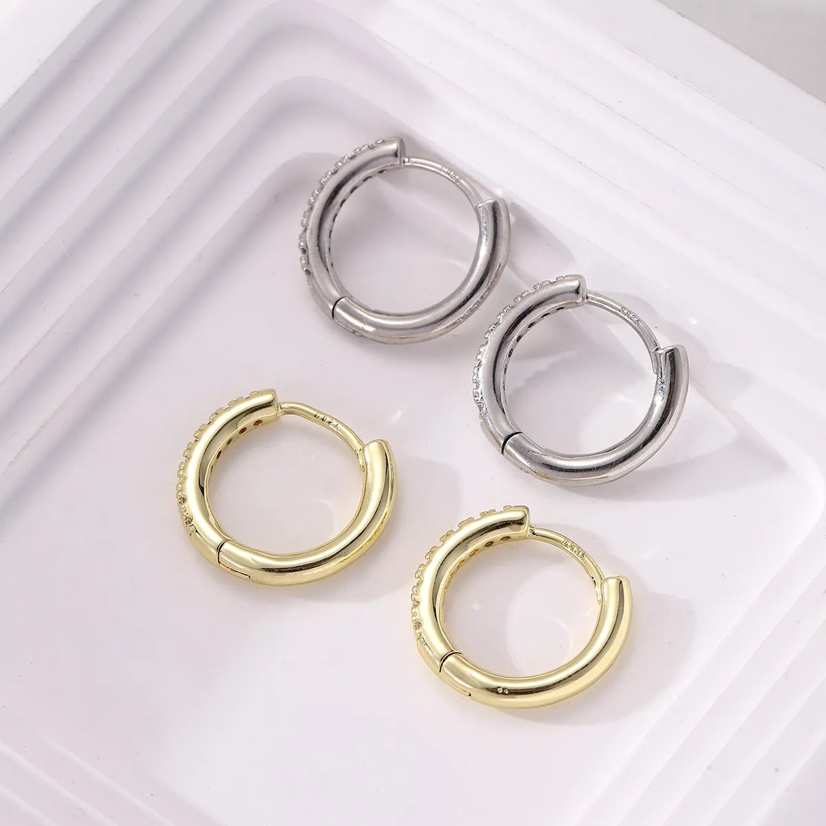 1 Pair Elegant Luxurious Romantic Circle Handmade Inlay Copper Zircon K Gold Plated White Gold Plated Earrings