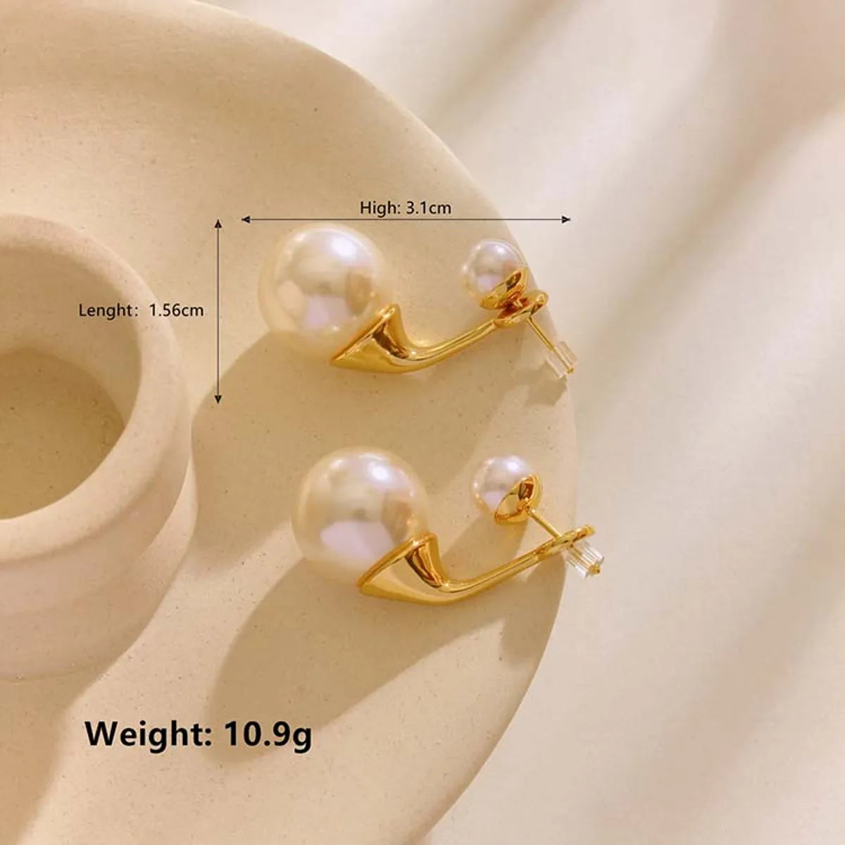 1 Pair Elegant Luxurious Round Plating Inlay 304 Stainless Steel Artificial Pearls 18K Gold Plated Ear Studs