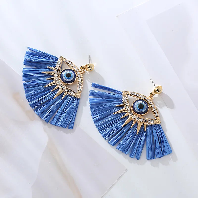 1 Pair Elegant Luxurious Sector Eye Inlay Alloy Raffia Rhinestones Drop Earrings