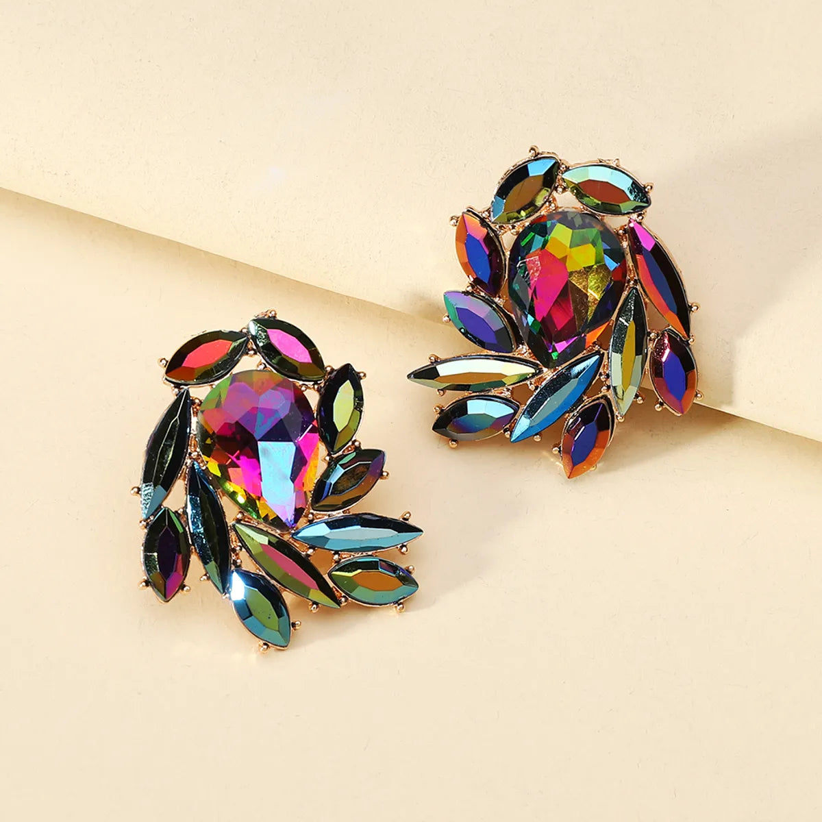 1 Pair Elegant Luxurious Shiny Wings Plating Metal Inlay Zinc Alloy Glass Ear Studs