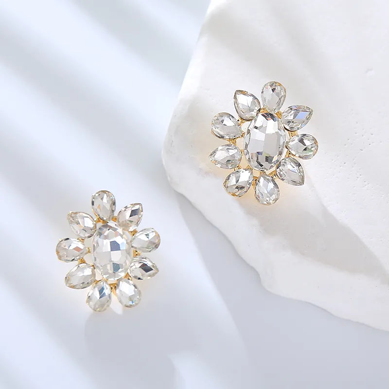 1 Pair Elegant Luxurious Simple Style Flower Inlay Rhinestone Rhinestones Ear Studs