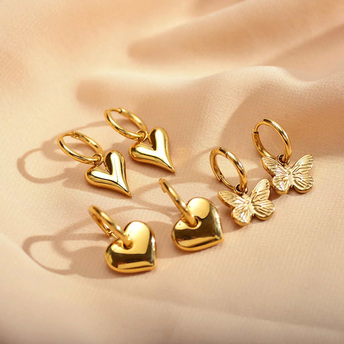 1 Pair Elegant Luxurious Simple Style Heart Shape Butterfly Plating Stainless Steel Gold Plated Drop Earrings