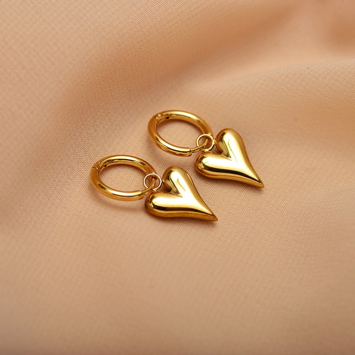 1 Pair Elegant Luxurious Simple Style Heart Shape Butterfly Plating Stainless Steel Gold Plated Drop Earrings