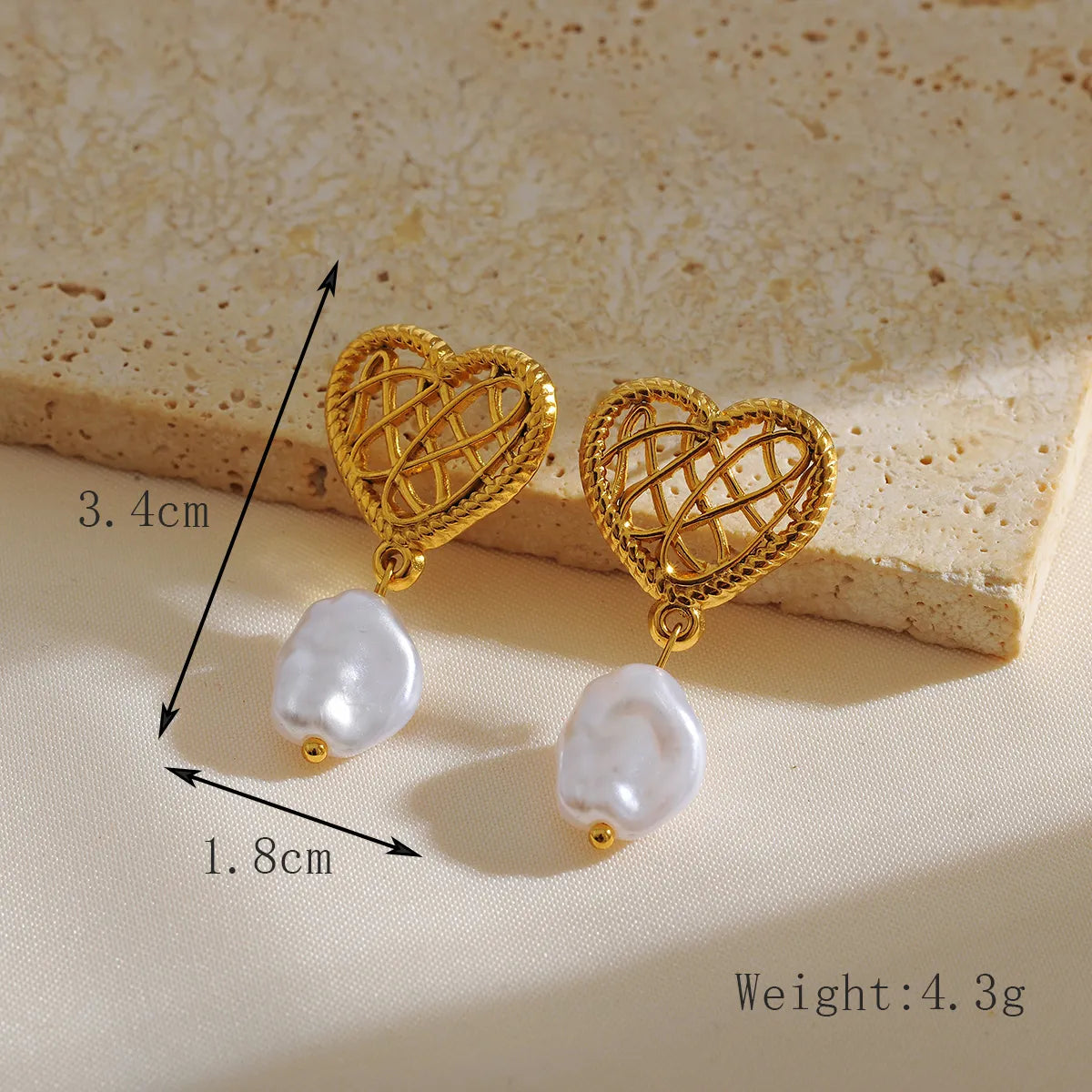 1 Pair Elegant Luxurious Sweet Heart Shape Pearl Hollow Out 304 Stainless Steel 18K Gold Plated Drop Earrings