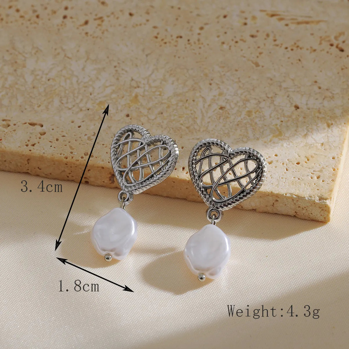 1 Pair Elegant Luxurious Sweet Heart Shape Pearl Hollow Out 304 Stainless Steel 18K Gold Plated Drop Earrings