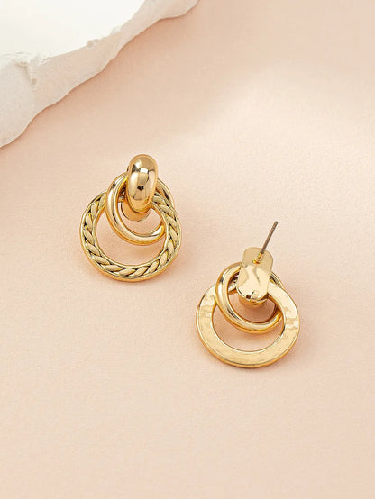 1 Pair Elegant Modern Style Classic Style Round Iron Ear Studs