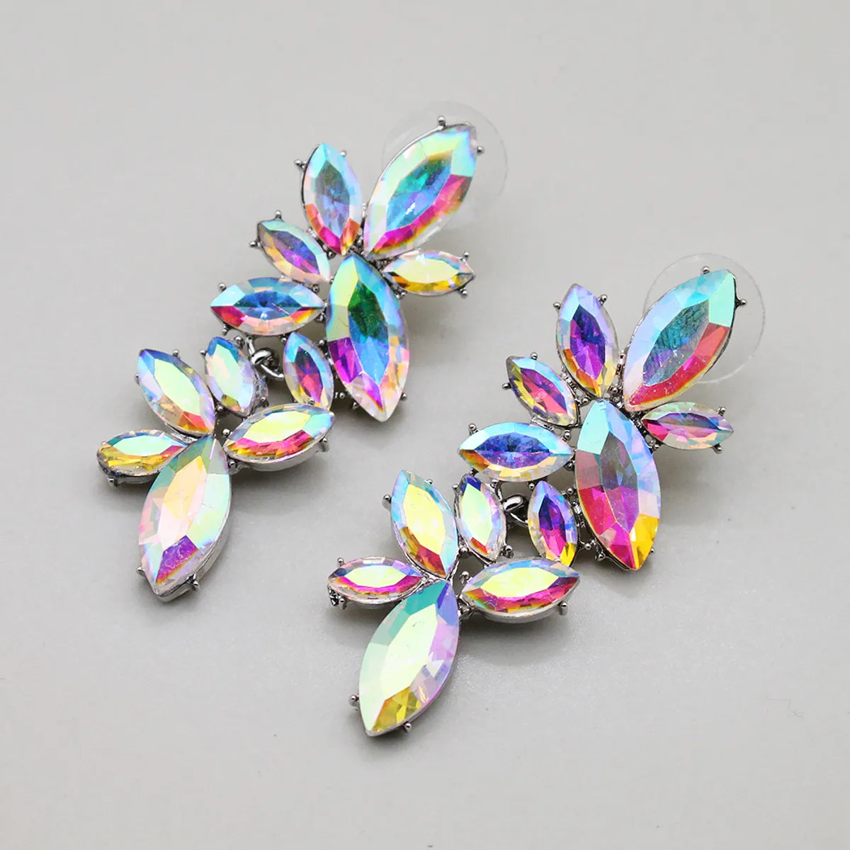 1 Pair Elegant Modern Style Streetwear Irregular Inlay Alloy Rhinestones Ear Studs