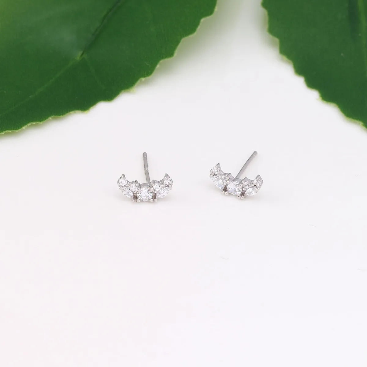 1 Pair Elegant Moon Inlay Sterling Silver Zircon Ear Studs