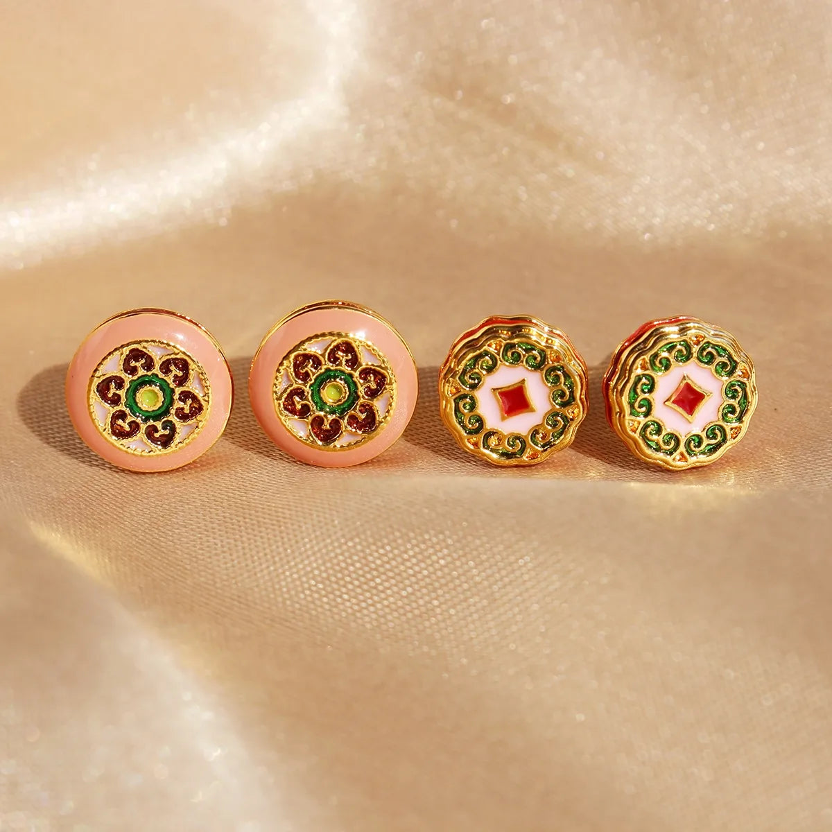 1 Pair Elegant Pastoral Streetwear Geometric Flower Enamel Inlay Enamel Brass Enamel 24K Gold Plated Ear Studs