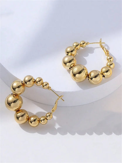 1 Pair Elegant Pastoral Streetwear Round Ball Asymmetrical Irregular Beaded Arylic Artificial Pearl Alloy Hoop Earrings