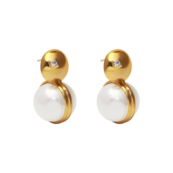 1 Pair Elegant Princess Geometric Inlay Copper Alloy Artificial Pearls Zircon Ear Studs