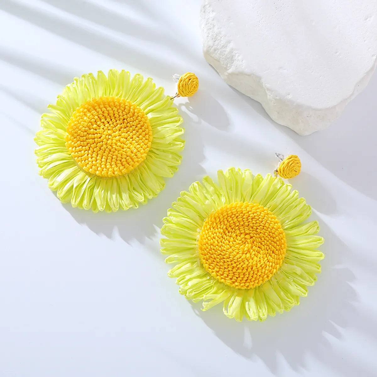 1 Pair Elegant Queen Sunflower Braid Raffia Drop Earrings