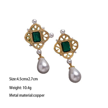 1 Pair Elegant Retro French Style Geometric Hollow Out Inlay Copper Artificial Pearls Zircon 18K Gold Plated Drop Earrings