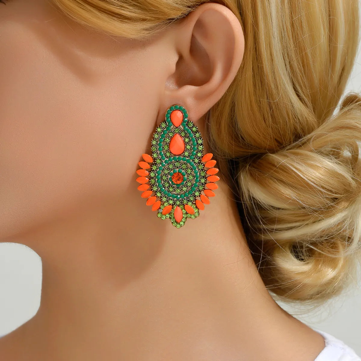 1 Pair Elegant Retro Geometric Beaded Plating Zinc Alloy Drop Earrings