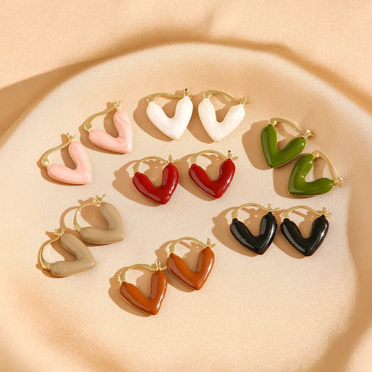 1 Pair Elegant Retro Heart Shape Enamel Plating Copper Gold Plated Earrings