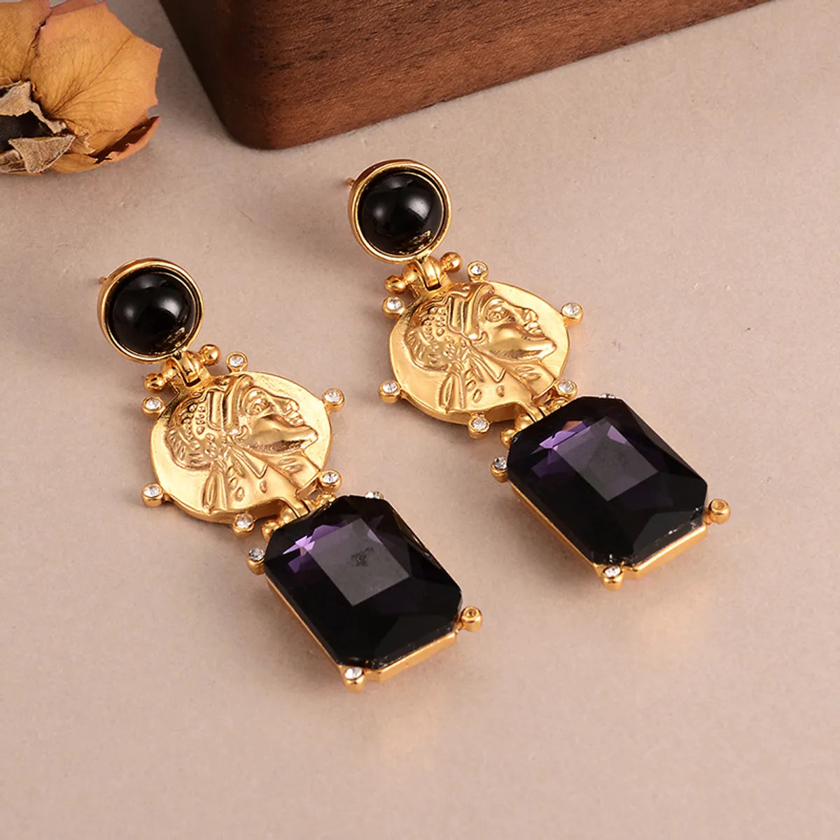 1 Pair Elegant Retro Human Geometric Inlay Alloy Rhinestones Glass Lapis Lazuli Drop Earrings