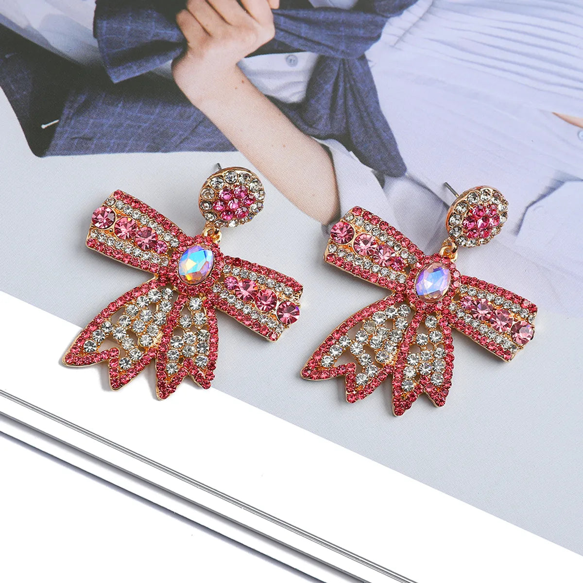 1 Pair Elegant Retro Luxurious Bow Knot Plating Inlay Zinc Alloy Rhinestones Drop Earrings