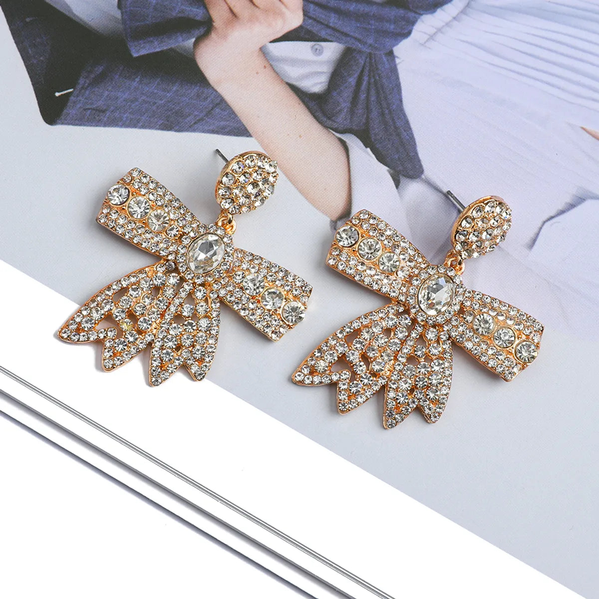 1 Pair Elegant Retro Luxurious Bow Knot Plating Inlay Zinc Alloy Rhinestones Drop Earrings