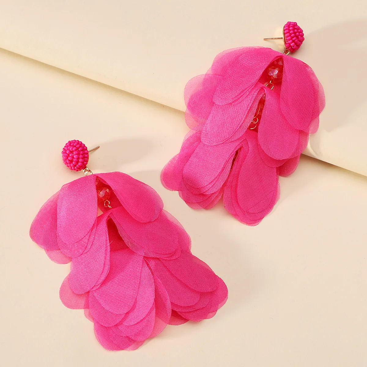 1 Pair Elegant Retro Luxurious Petal Tassel Seed Bead Lace Fabric Dangling Earrings