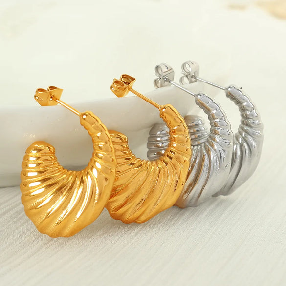 1 Pair Elegant Retro Modern Style Moon Plating 304 Stainless Steel 18K Gold Plated Earrings