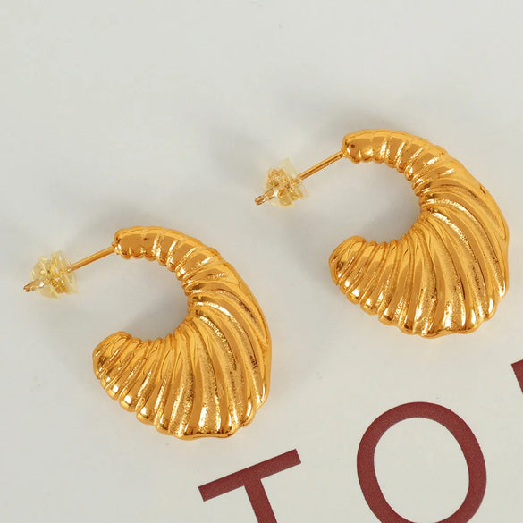 1 Pair Elegant Retro Modern Style Moon Plating 304 Stainless Steel 18K Gold Plated Earrings