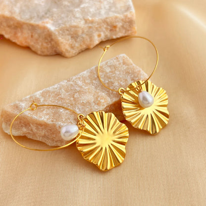 1 Pair Elegant Retro Square Flower Plating 201 Stainless Steel 18K Gold Plated Drop Earrings