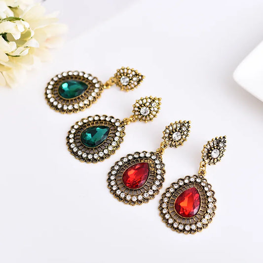 1 Pair Elegant Retro Water Droplets Inlay Alloy Rhinestones Gold Plated Drop Earrings