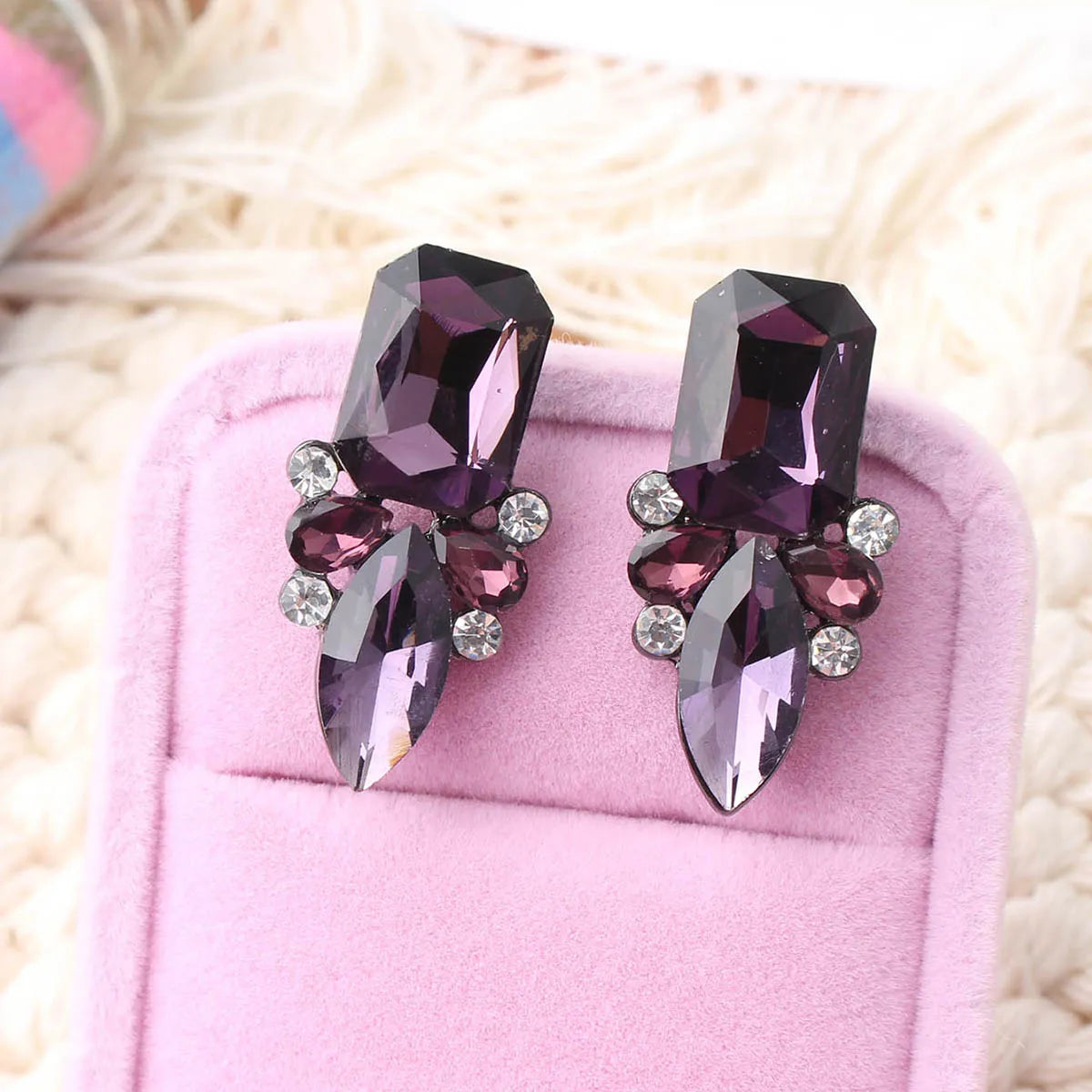 1 Pair Elegant Retro Water Droplets Plating Inlay Alloy Rhinestones Gold Plated Ear Studs