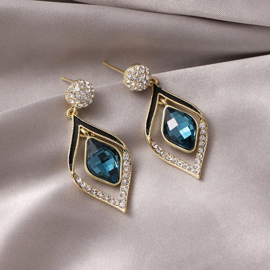 1 Pair Elegant Rhombus Inlay Alloy Crystal Drop Earrings