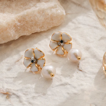 1 Pair Elegant Romantic Flower Inlay Copper Artificial Pearls 18K Gold Plated Drop Earrings Ear Studs