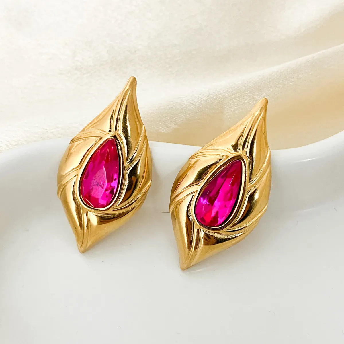 1 Pair Elegant Romantic Flower Plating Stainless Steel Gold Plated Ear Studs