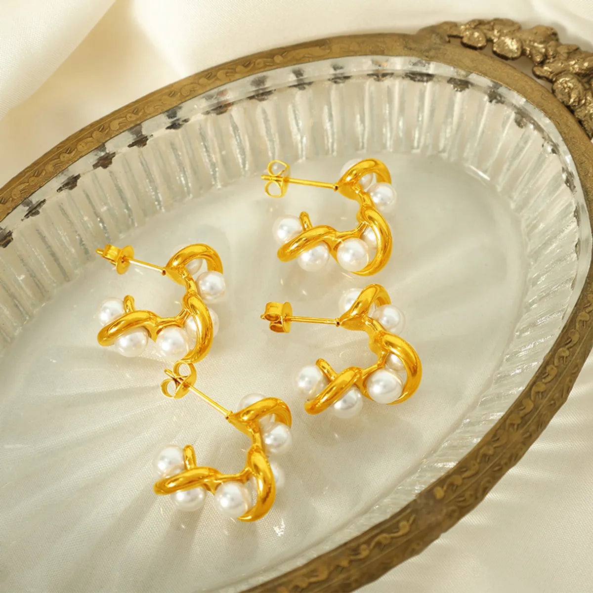 1 Pair Elegant Romantic Sweet C Shape Irregular Plating Inlay Titanium Steel Artificial Pearls 18k Gold Plated Ear Studs