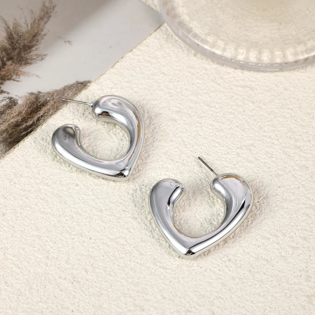 1 Pair Elegant Romantic Sweet Heart Shape Copper Ear Studs