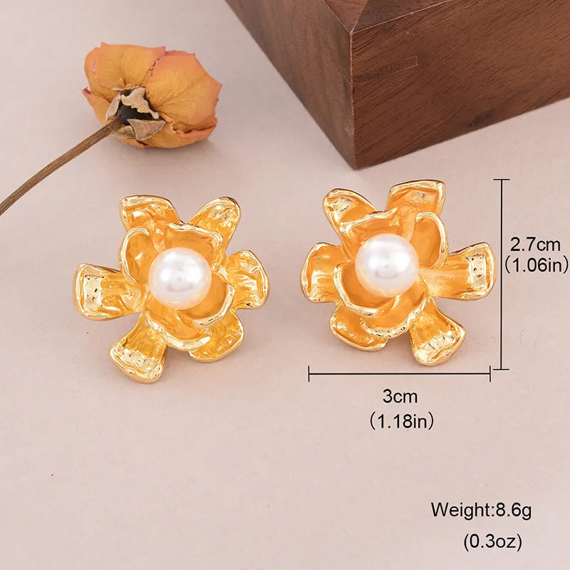 1 Pair Elegant Rose Flower Plating Inlay Copper Pearl Zircon 18K Gold Plated Ear Studs