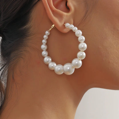 1 Pair Elegant Round Imitation Pearl Earrings