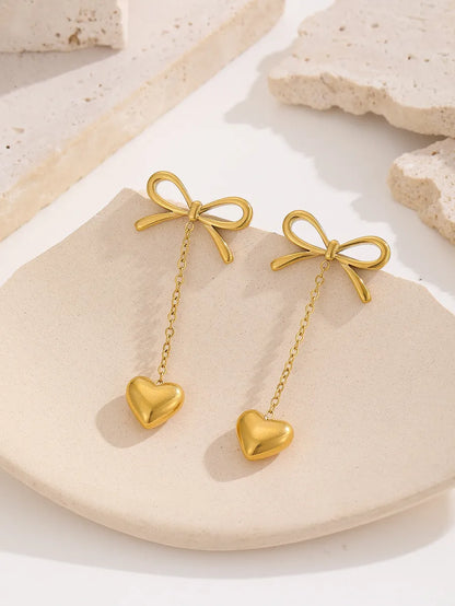 1 Pair Elegant Sexy Classic Style Heart Shape Bow Knot Inlay Titanium Steel Artificial Pearls 18K Gold Plated Drop Earrings