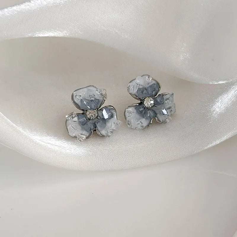 1 Pair Elegant Shiny Flower Inlay Zinc Alloy Rhinestones