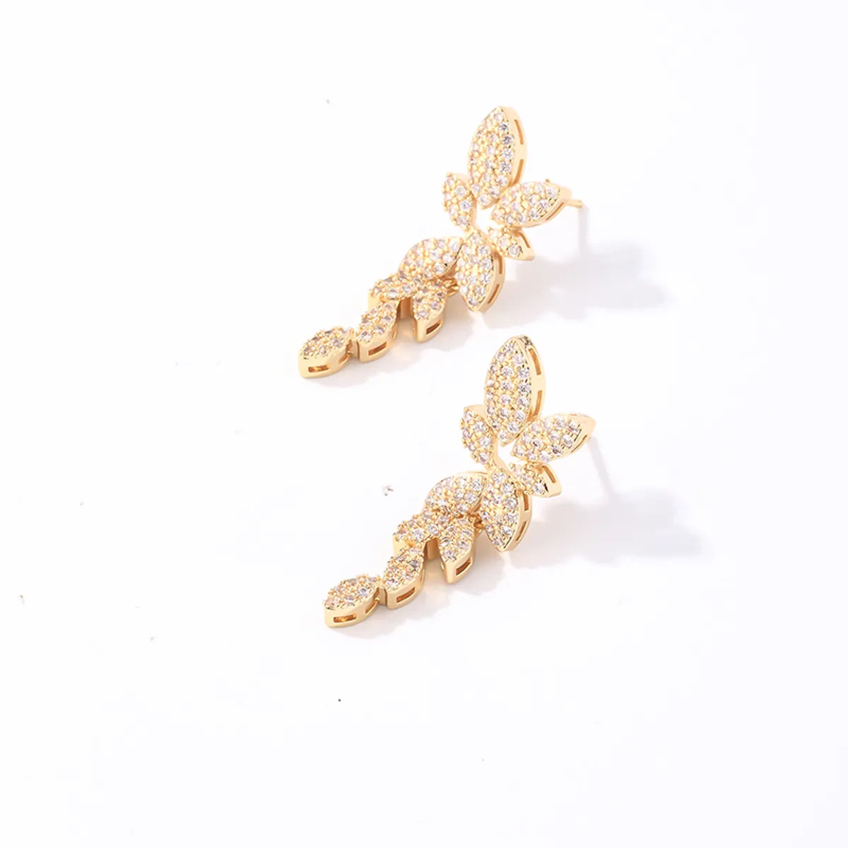 1 Pair Elegant Shiny Flower Plating Inlay Copper Zircon White Gold Plated Gold Plated Ear Studs