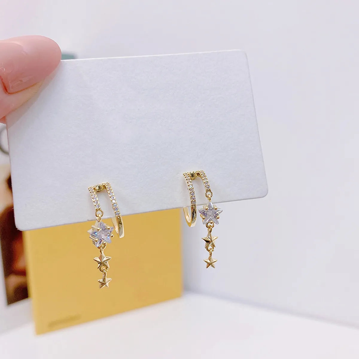 1 Pair Elegant Shiny Star Plating Inlay Copper Zircon Gold Plated Drop Earrings