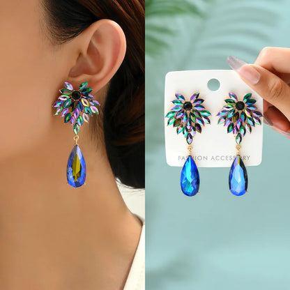 1 Pair Elegant Shiny Water Droplets Hollow Out Inlay Zinc Alloy Rhinestones Drop Earrings