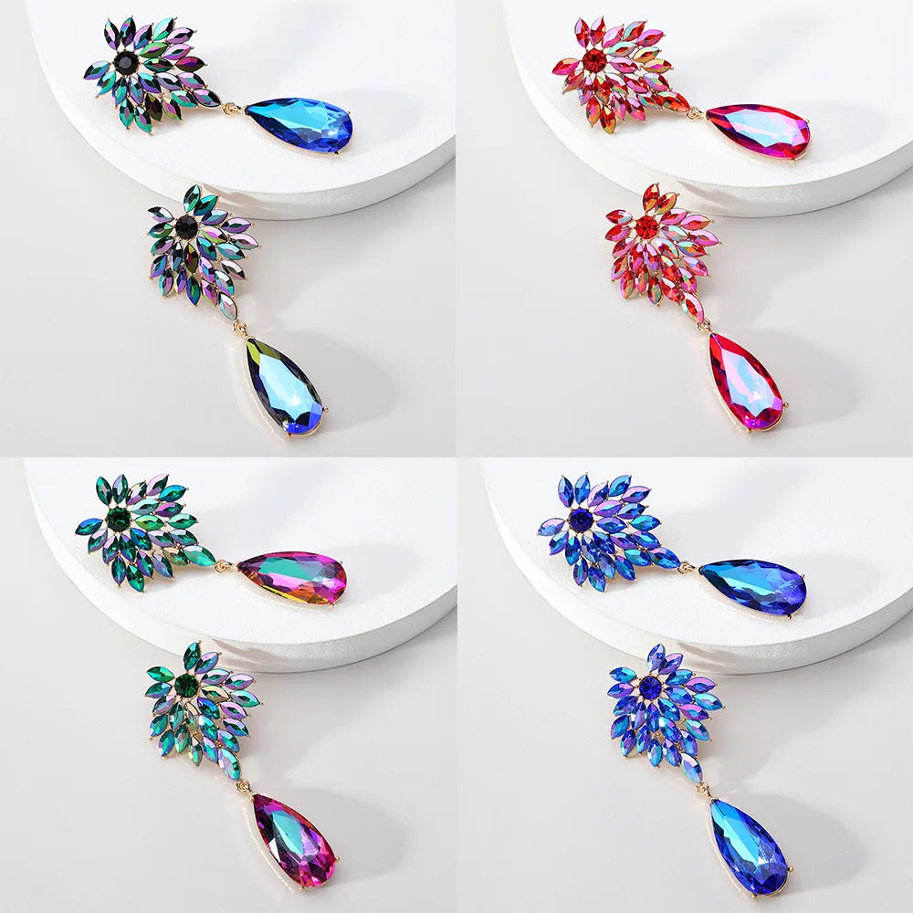 1 Pair Elegant Shiny Water Droplets Hollow Out Inlay Zinc Alloy Rhinestones Drop Earrings